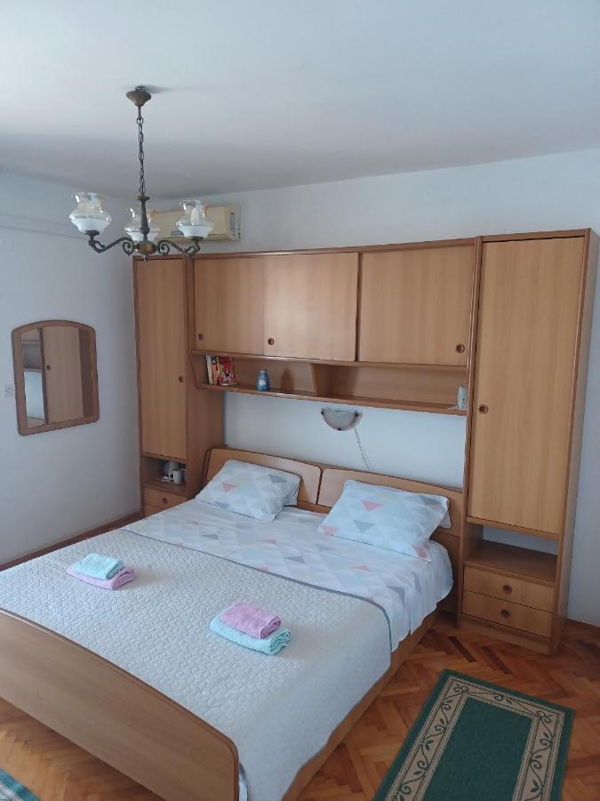 Double Room Pomena 4929A Екстериор снимка